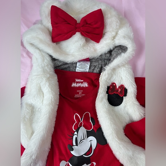 2T Minnie Mouse Set - Picture 3 of 3